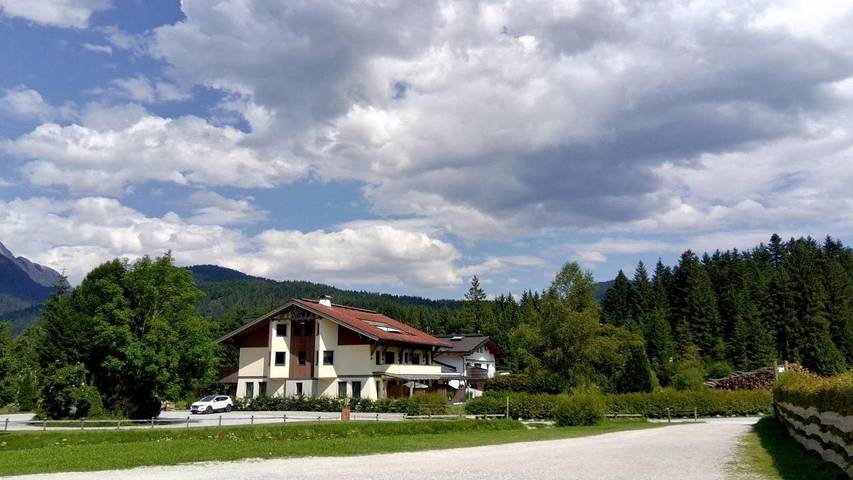 Bungalow für 2 Personen, mit Garten und Ausblick, mit Haustier in den Alpen - 4