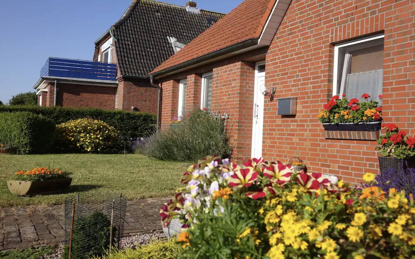 Ferienhaus 'Auszeit Il Am Deich Auf Nordstrand' mit privater Terrasse, privatem Garten und Wlan in Nordstrand (Gemeinde), Nordseeküste