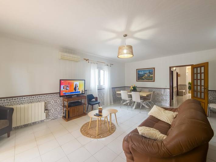 Villa voor 6 personen, met Balkon en Tuin in Altura