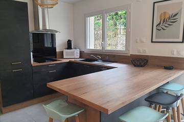 Location de vacances pour 6 personnes, avec terrasse et jardin à Montélimar