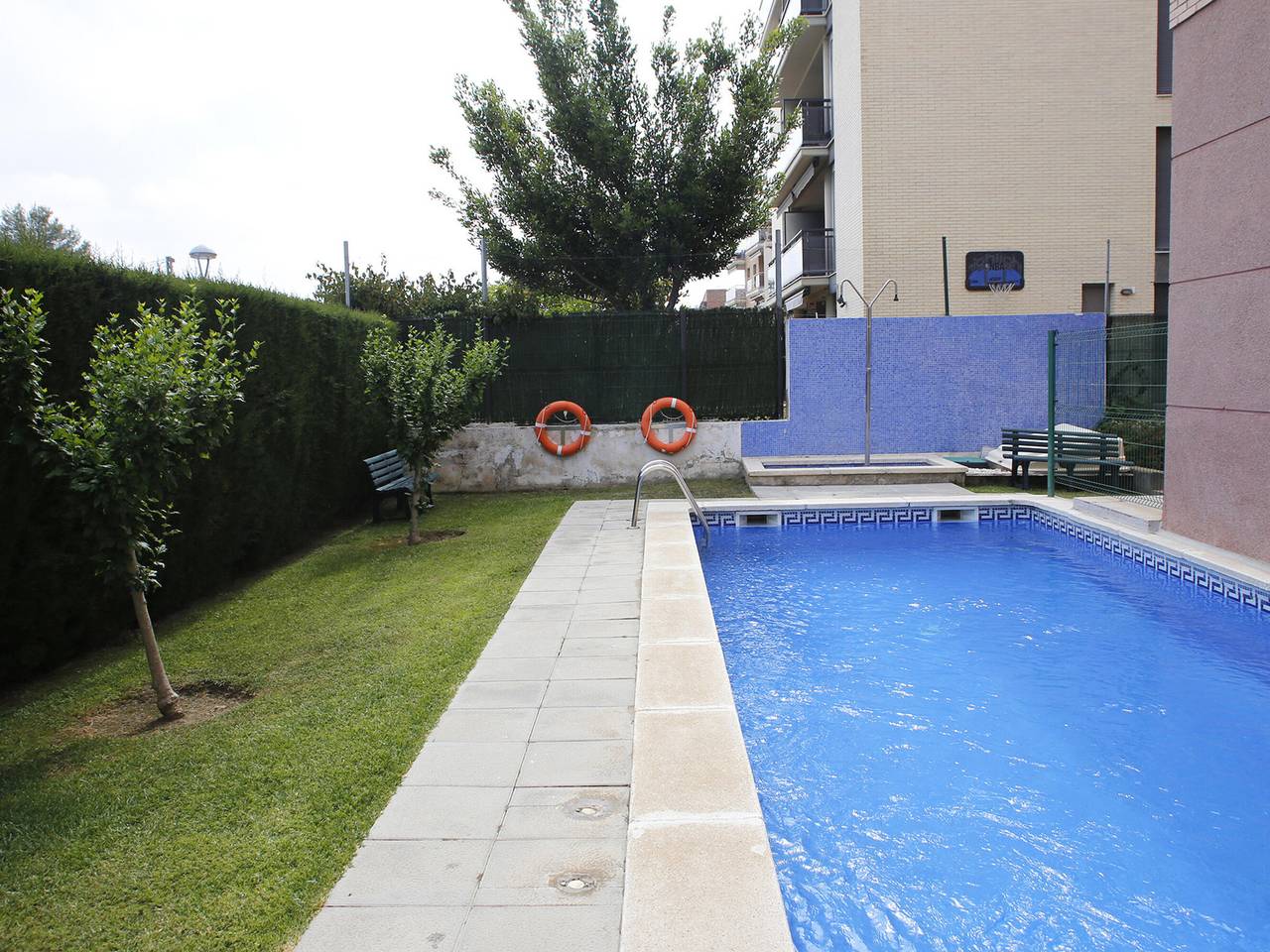 Apartamento entero, Amplio apartamento céntrico con piscina y parking en Torredembarra in Torredembarra, Costa Dorada