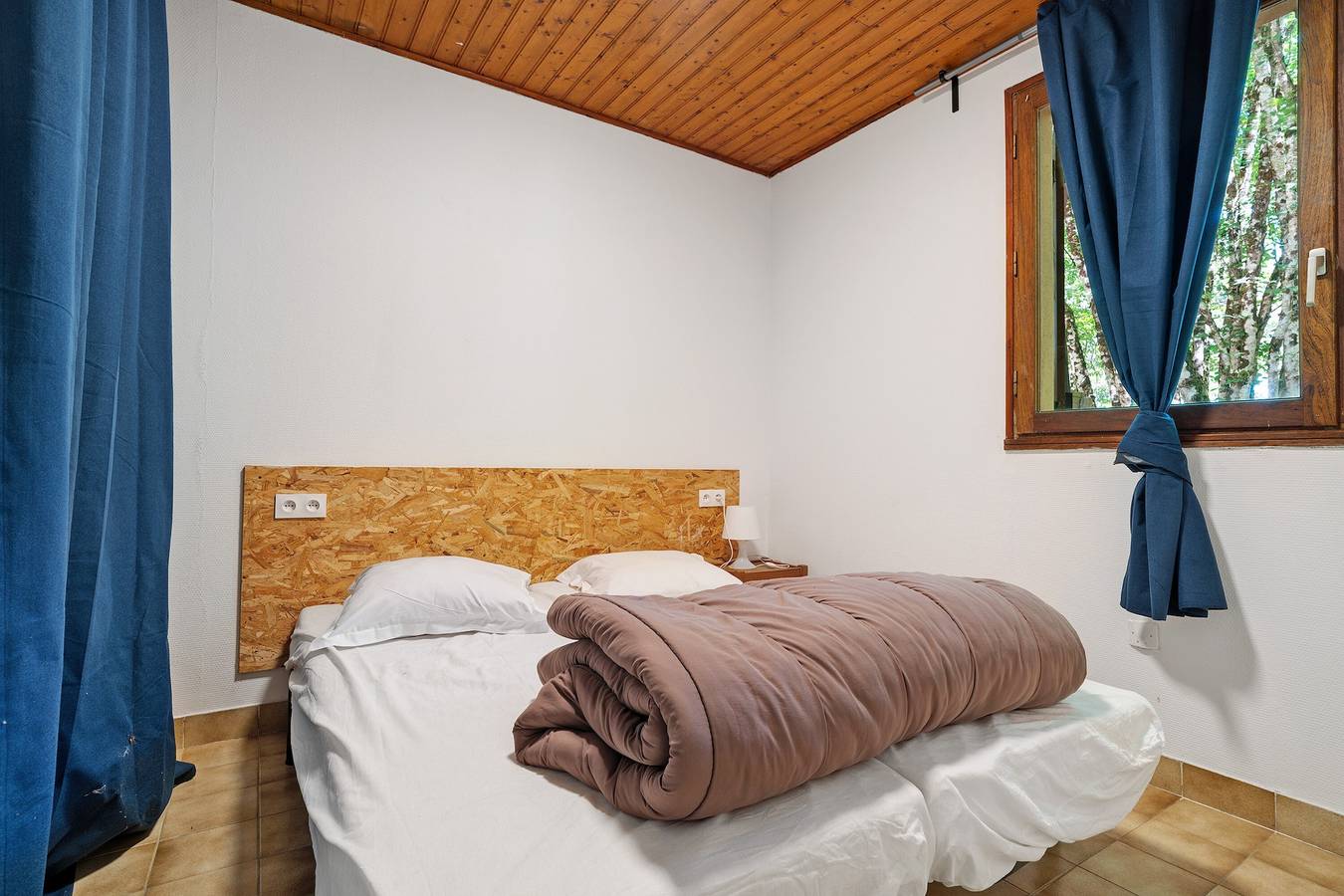 Maison de vacances « Maison 2 Personnes » avec piscine partagée  in Calviac-en-Périgord, Périgord Noir