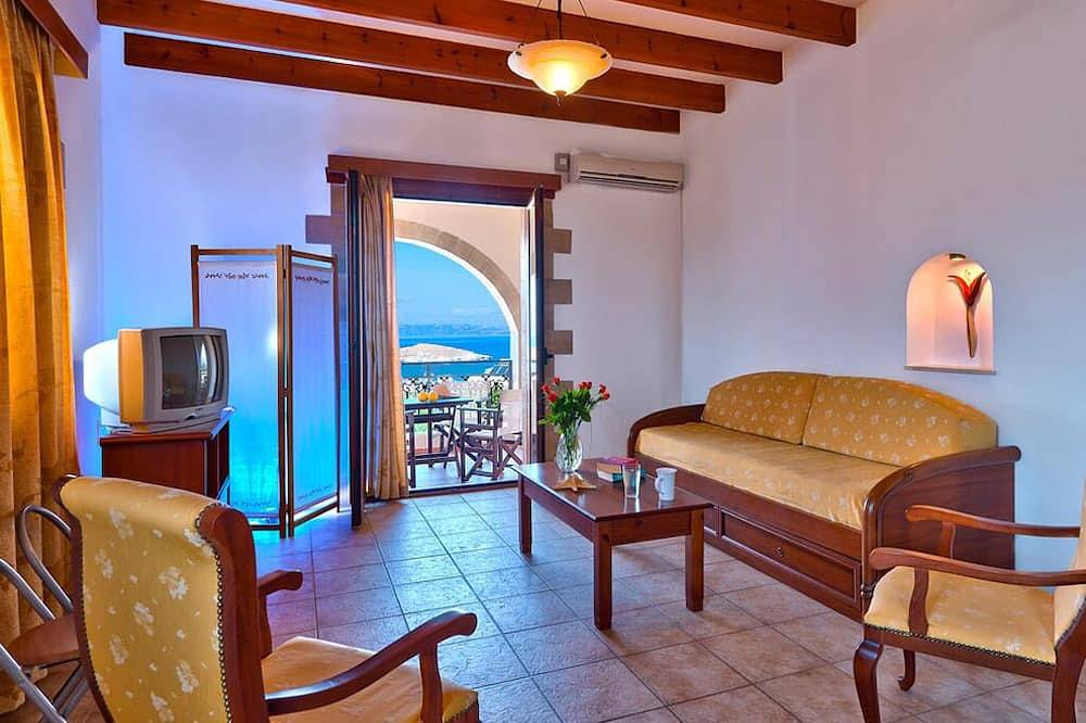 Ganze Wohnung, Pegasos Maisonette, ein Apartment mit 2 Schlafzimmern und Meerblick, 350 m vom Sandstrand entfernt in Almyrida, Vamos