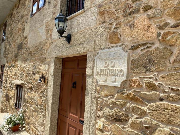 Casa rural para 9 personas, con piscina además de jardín y vistas, Se admiten mascotas en Zas - 2