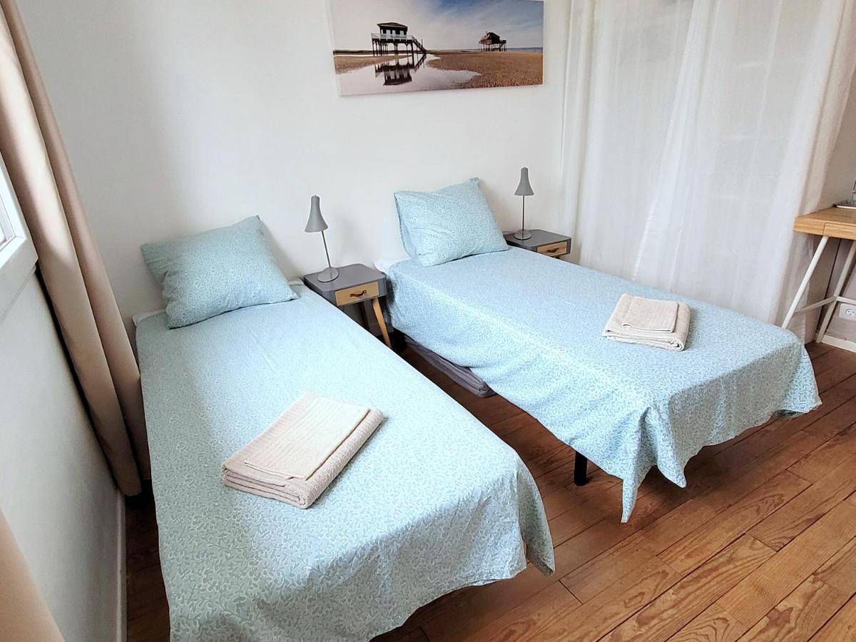 Three-Bedroom Villa in Bacalan, Bordeaux