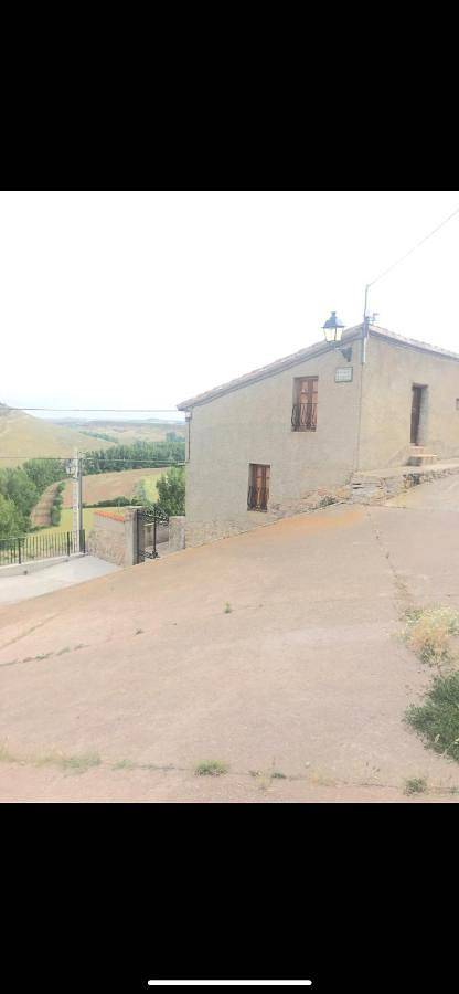 Casa rural para 4 personas, con Balcón además de Terraza y Vistas en Miravete de la Sierra - 2