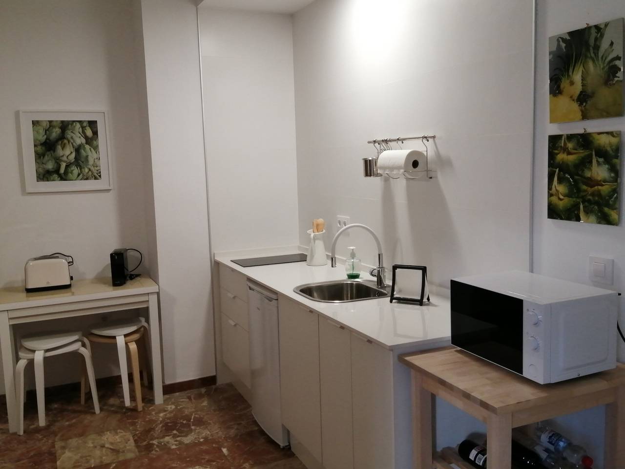 Appartamento intero, Appartamento 'Apartamento Planta Baja' con terrazza condivisa, Wi-Fi e aria condizionata in Distrito Centro (Córdoba), Cordoba