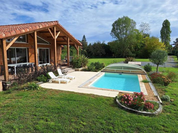 Maison d’hôte pour 6 personnes, avec Terrasse ainsi que Jardin et Piscine à Eauze