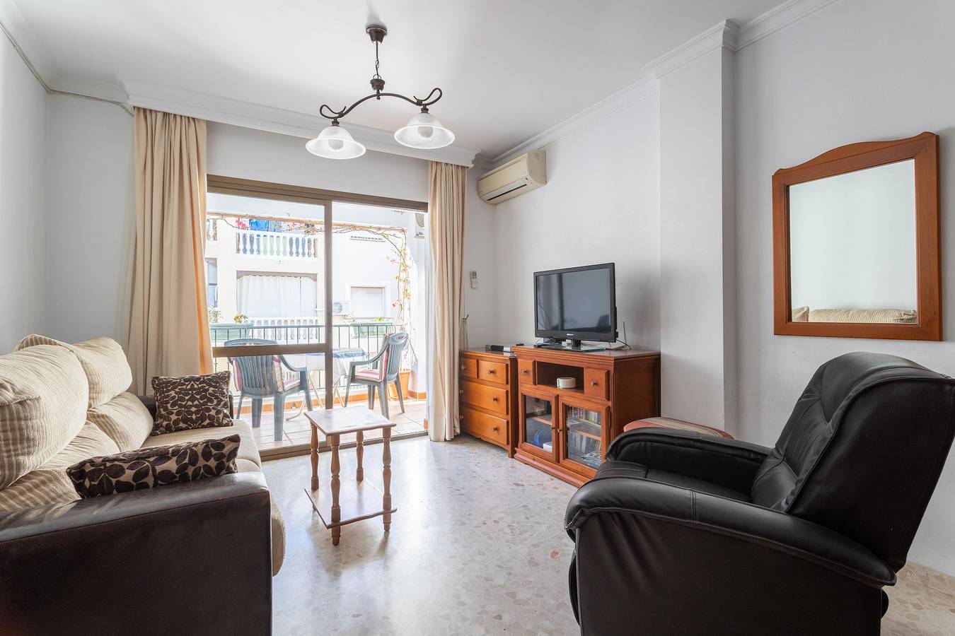 Hel lägenhet, Lägenhet för 8 Personer med balkong in Rio Chillar, Nerja