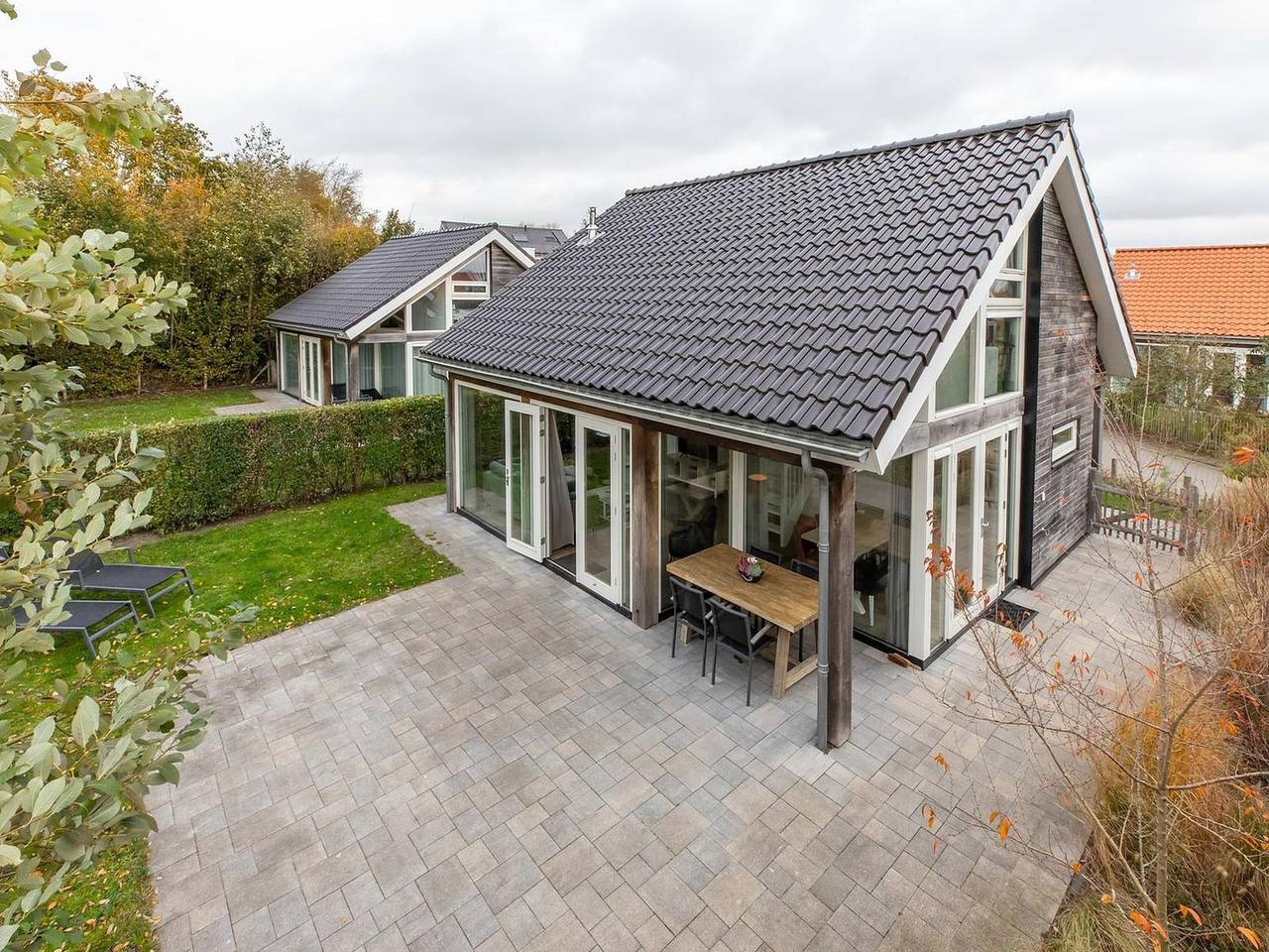Luxuriöse Villa in Zeeland in Strandnähe in Renesse Strand, Renesse