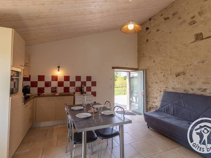 Gîte pour 4 personnes, avec terrasse dans Maine-et-Loire - 3