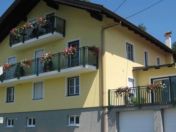 Ferienwohnung für 3 Personen, mit Garten und Seeblick in Irrsee