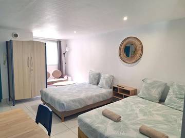 Gîte pour 4 personnes, avec balcon et jardin à Ris-Orangis
