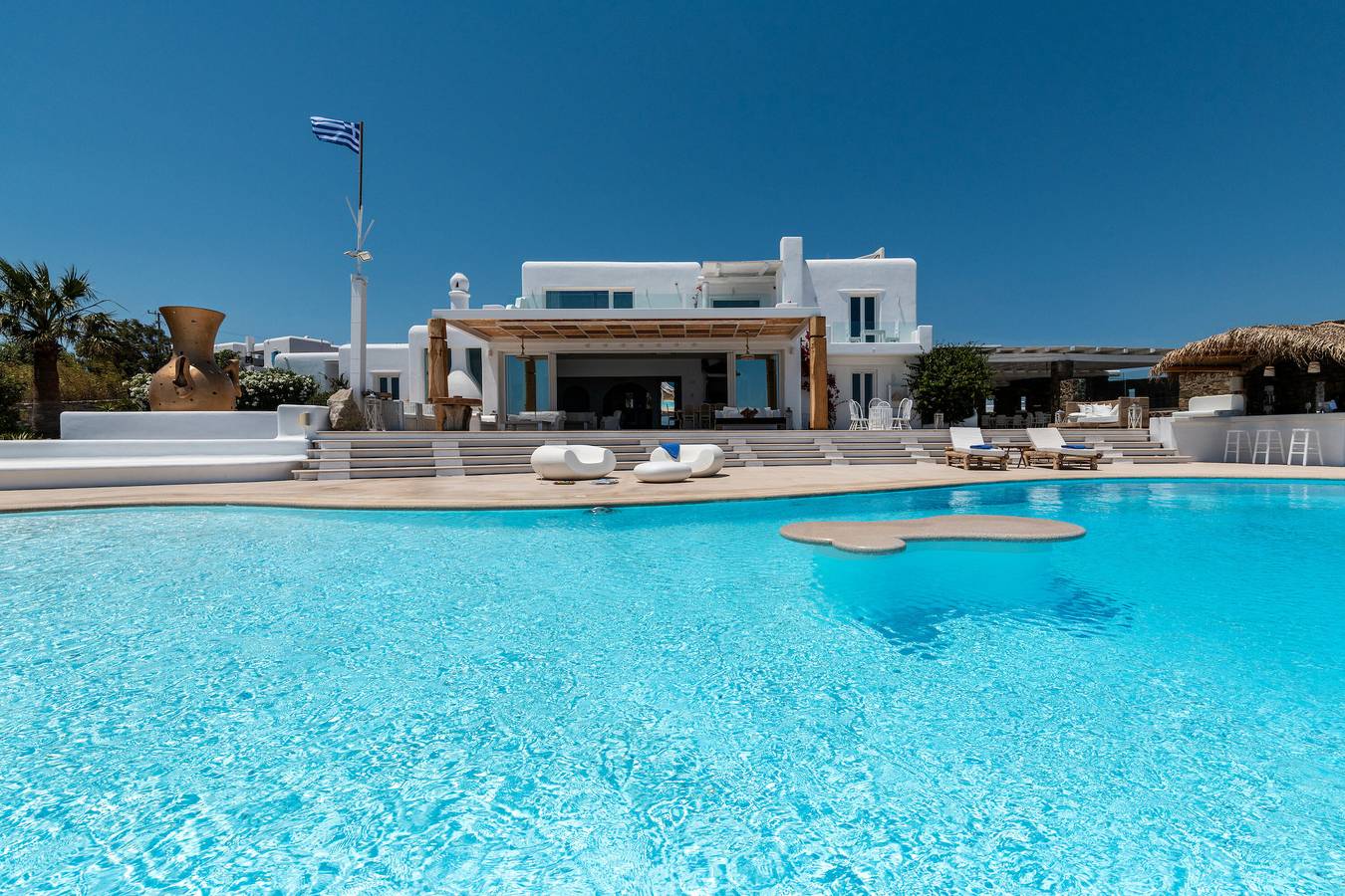 Vibhu Estate – 10 Bedrooms and Suites in Kalafati, Mykonos