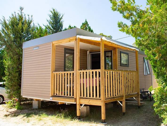Camping pour 4 personnes, avec bassin pour enfant dans le Luberon - 2