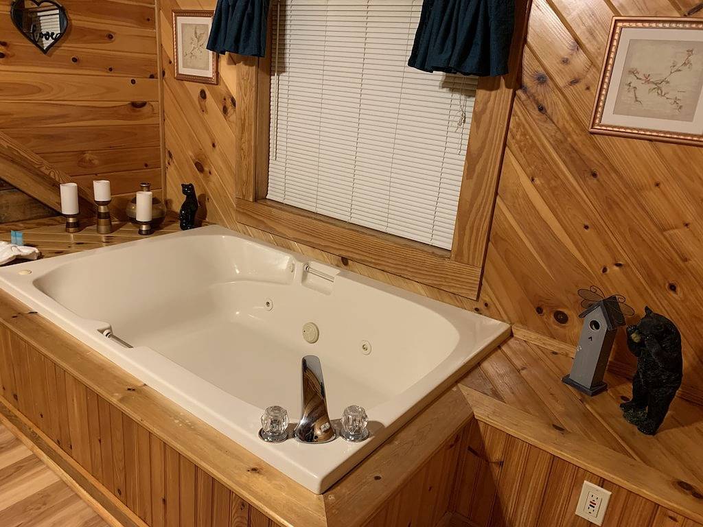 A + Lage! 8/7 Theater, Arcade, Billard & Kicker. Perfekt für Lg Familien & Gruppen. in Pigeon Forge, Sevier County