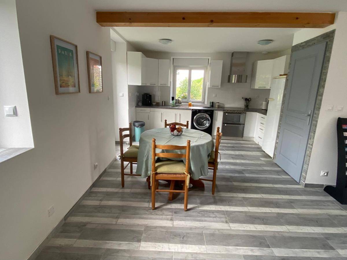 Two-Bedroom House in Audeville, Région de Pithiviers
