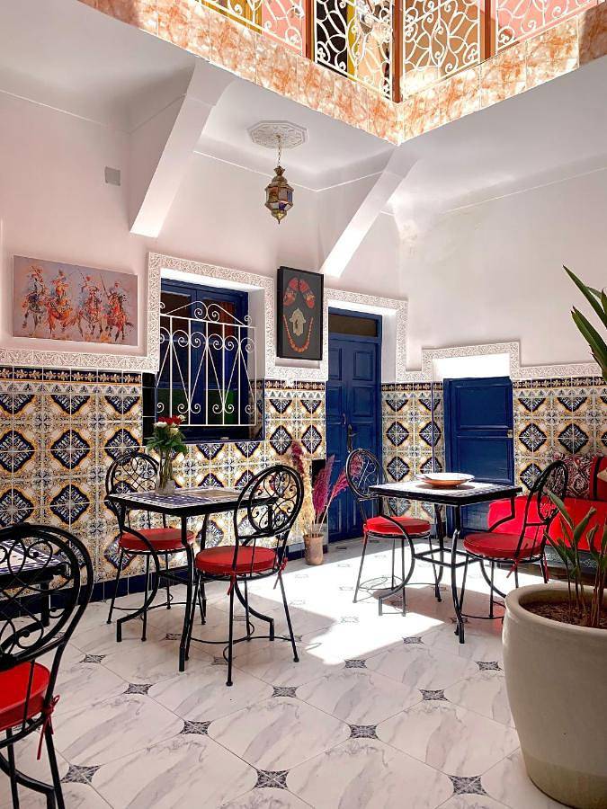 Riad pour 2 personnes, avec vue et terrasse, adapté aux familles à Marrakech
