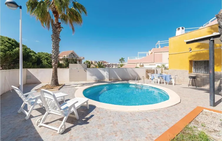 Holiday home for 6 people, with pool - 1
