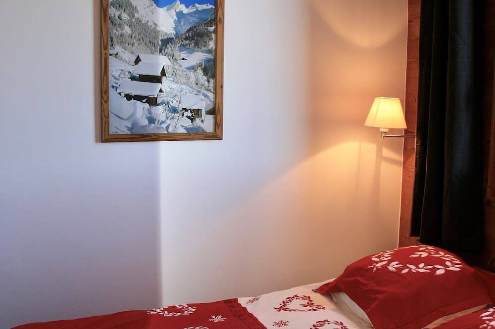 Entire apartment, Skis By The Feet- 2 Room / Cabin - Done Again - High Speed Wifi -Calme And Clear View in Méribel-Mottaret, Les Allues