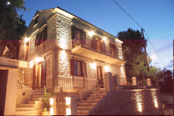 Villa pour 4 personnes, avec vue et terrasse à Ithaque - 2