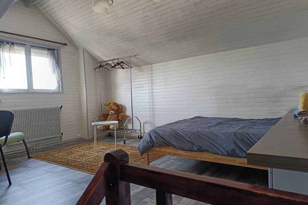Single or double rooms near city center and liane 1 in Ronchin, Lille en omgeving