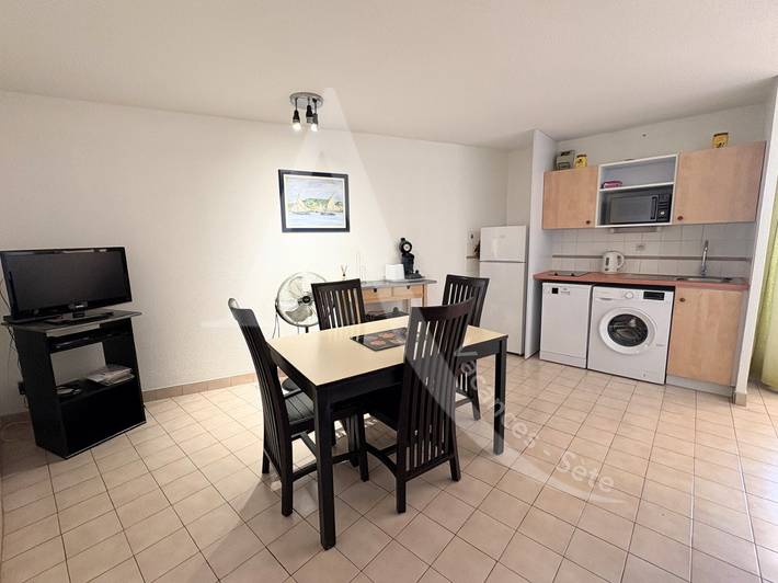 Gîte pour 4 personnes, avec terrasse dans Plage Lazaret - 3