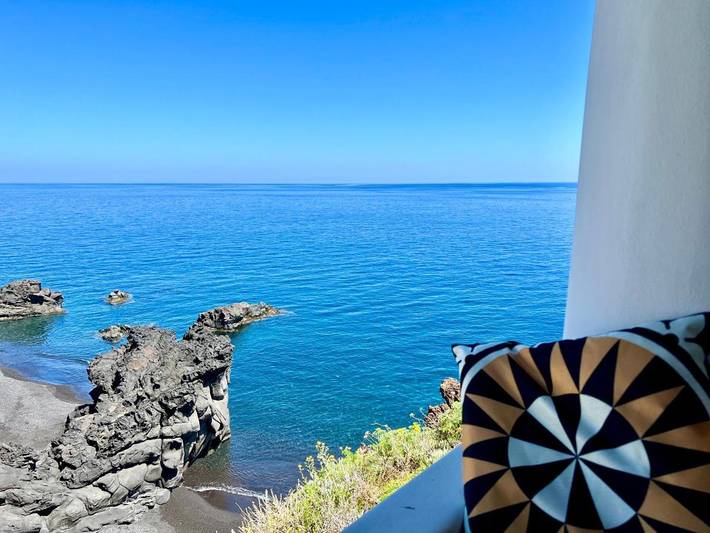 Location de vacances pour 6 personnes, avec vue et terrasse, animaux acceptés dans Stromboli - 2