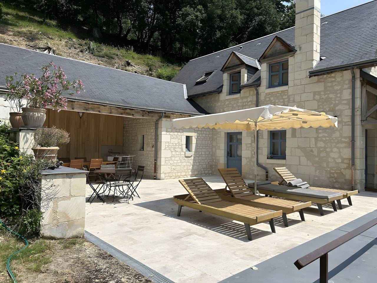 Appartement entier, Le trianon isabelle de maillé - gîtes relais du château de sonnay in Cravant-les-Côteaux, Vallée de la Loire