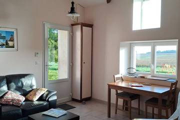 Location de vacances pour 2 personnes, avec jardin à Ozillac