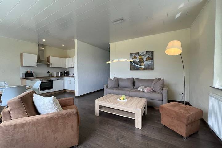 Ferienwohnung für 4 Personen, mit Garten und Sauna sowie Whirlpool, mit Haustier