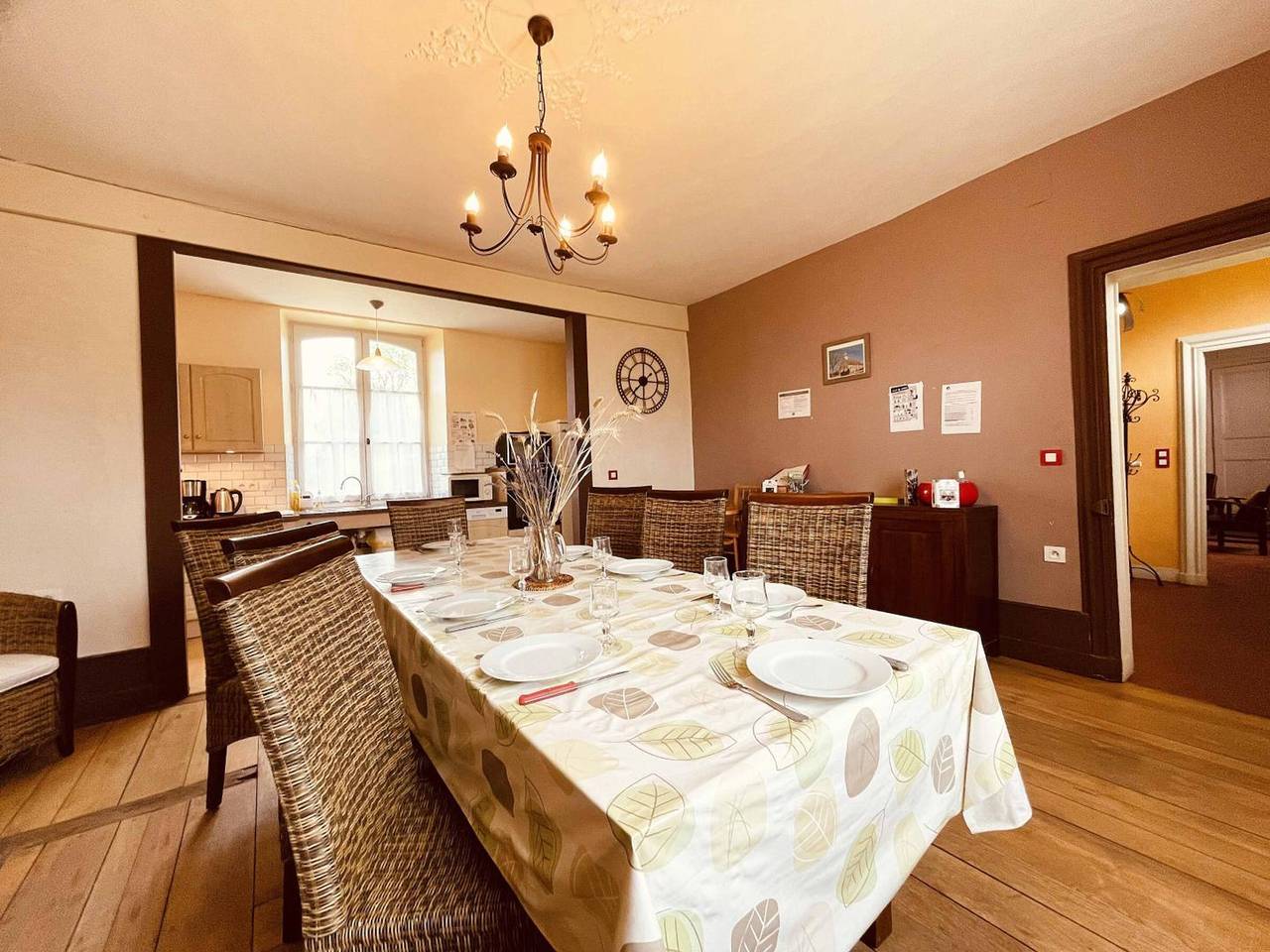Antigua rectoría restaurada con jardín y Wifi en La Gonfrière in Región de Argentan
