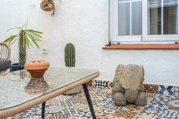 Vacation Rental for 6 Guests in Estepona Old Town, Estepona, Picture 2