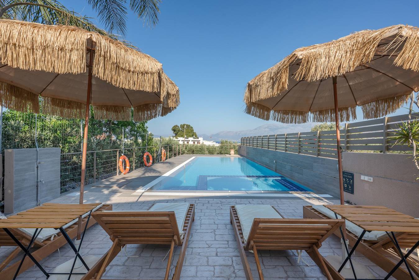 Villabayviewcrete – Luxe villa met adembenemend uitzicht bij Hersonissos in Limenas Chersonisou, Iraklio-Heraklion en omgeving