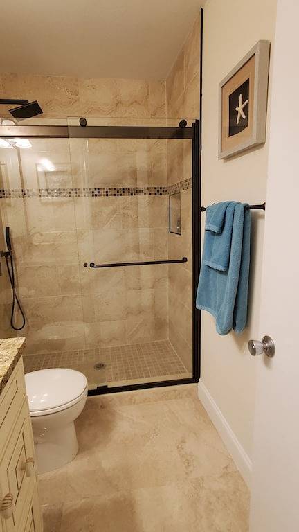 Haustiere willkommen, gegenüber vom Strand in Hutchinson Island