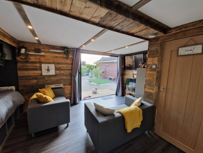 Cottage for 5 people, with terrace and garden, child-friendly in Lincolnshire