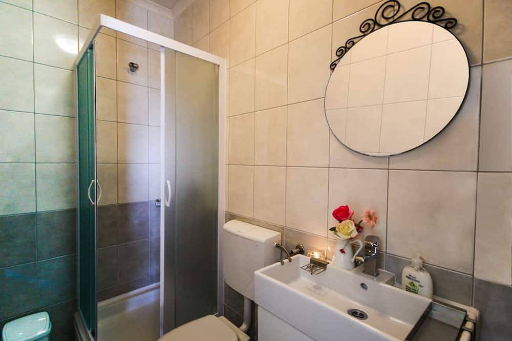 Apartment Lucy Sleeps 2 (1 Bedroom),750 m from the center in Cavtat, Cavtat (Dalmatia)