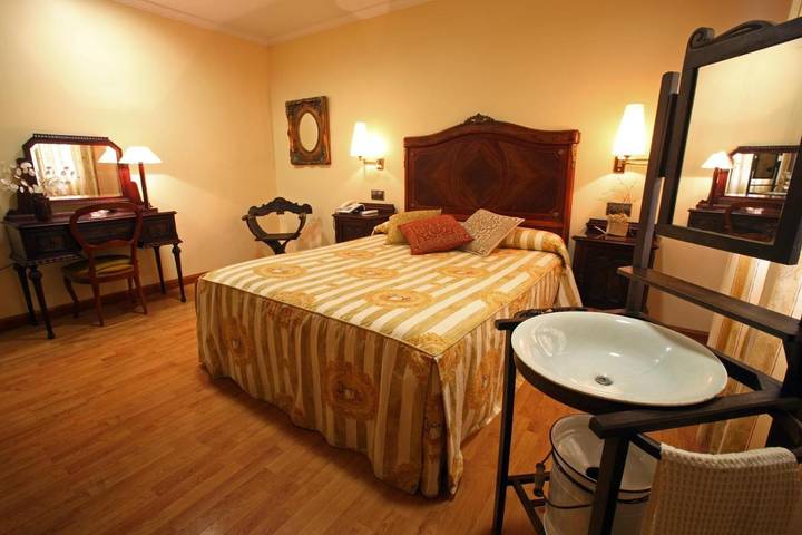 Hotel para 2 personas, con vistas y balcón - 1