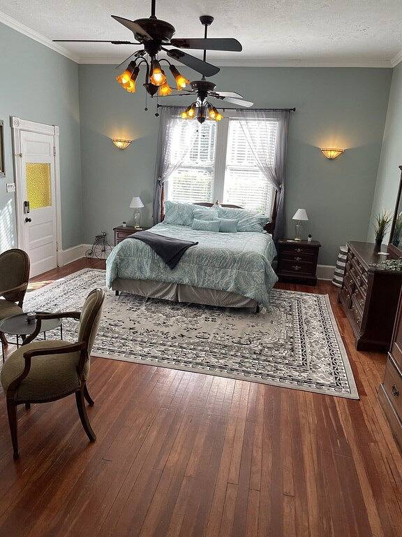 Ganze Wohnung, Private historic district apt with pool-suite A in Ocala, Marion County (FL)