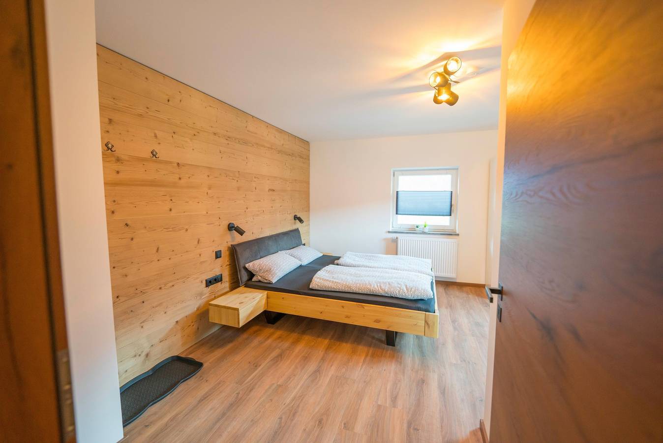 Ganze Wohnung, Apartment „Ferienwohnung Schulerhof“ mit Bergblick, Balkon und Wlan in Oberau, Bayerische Alpen