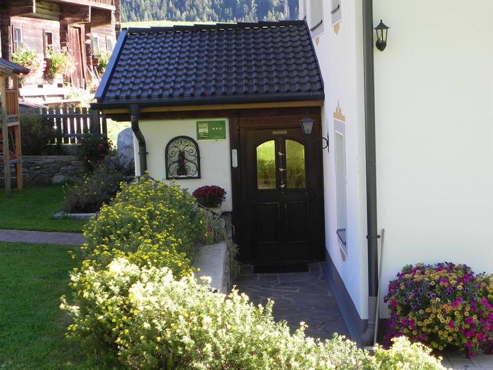 Ferienwohnung für 2 Personen, mit Balkon und Terrasse sowie Garten und Ausblick in Matrei in Osttirol - 3