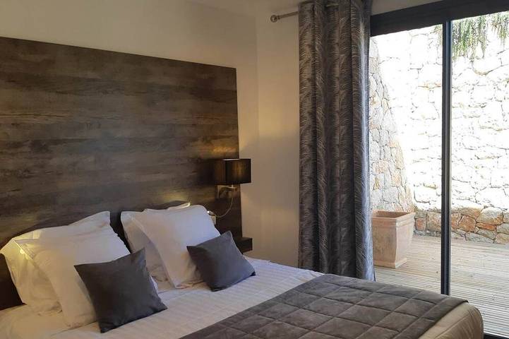 Ganze Wohnung, 3 Pieces de Luxe Rez de Jardin \" les Embruns\" in Èze, Mittelmeerküste (Frankreich)