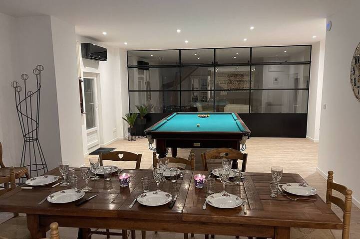 Location de vacances pour 8 personnes, avec terrasse, animaux acceptés à Le Héron