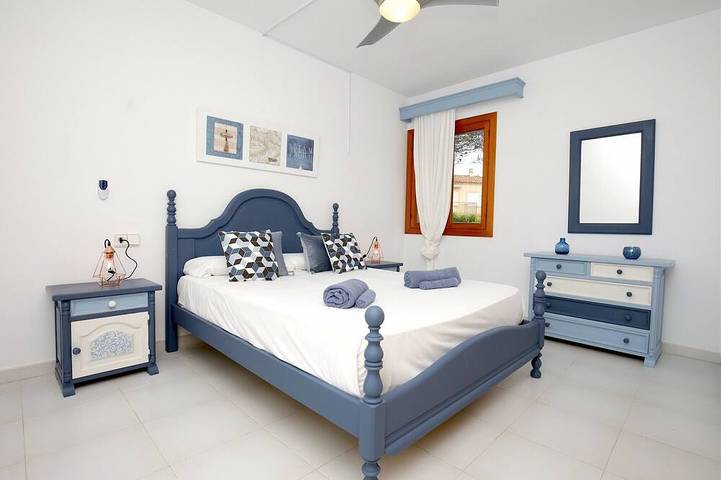 Ferienwohnung für 6 Personen, mit Balkon und Terrasse sowie Garten in Ses Covetes - 2
