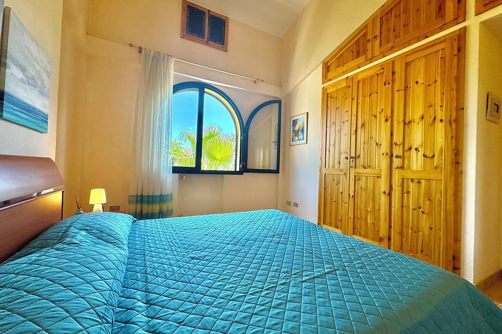 Entire apartment, \" Skyline Apartment \" in Bari Sardo, Ogliastra Province