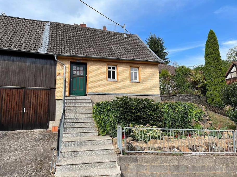 Ferienhaus im Grünen mit Garten & Parkplatz in Schotten, Vogelsberg Region