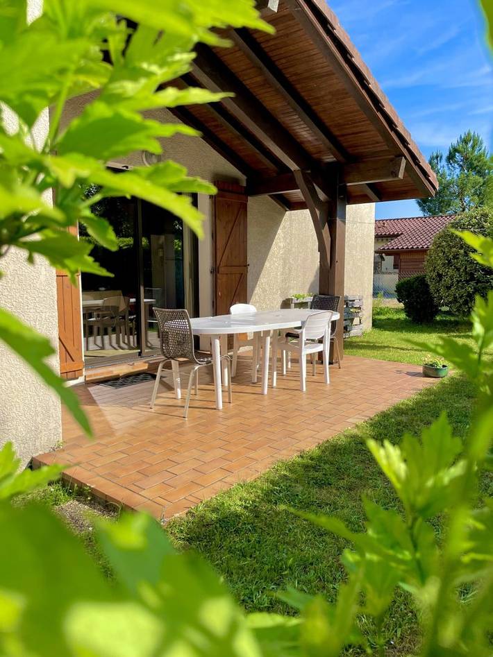 Gîte pour 10 personnes, avec terrasse et jardin dans les Landes - 2
