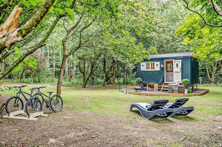 Cottage for 2 people, with hot tub on the Isle of Wight