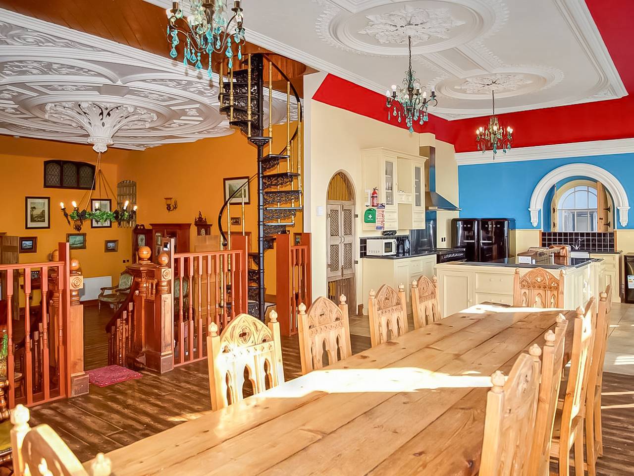 Entire apartment, The Auction House in Criccieth, Gwynedd