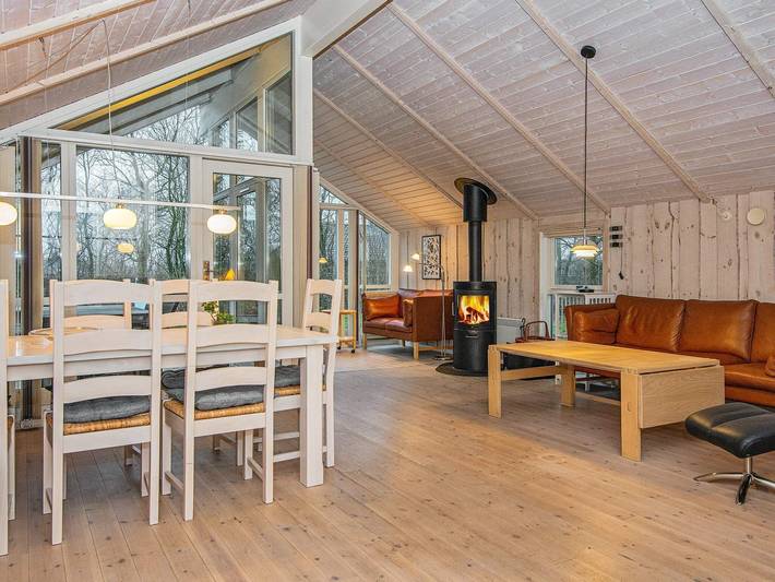 Ferienhaus für 7 Personen, mit Terrasse und Garten sowie Pool und Sauna in Arrild - 4